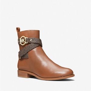 Michael Kors Bootie